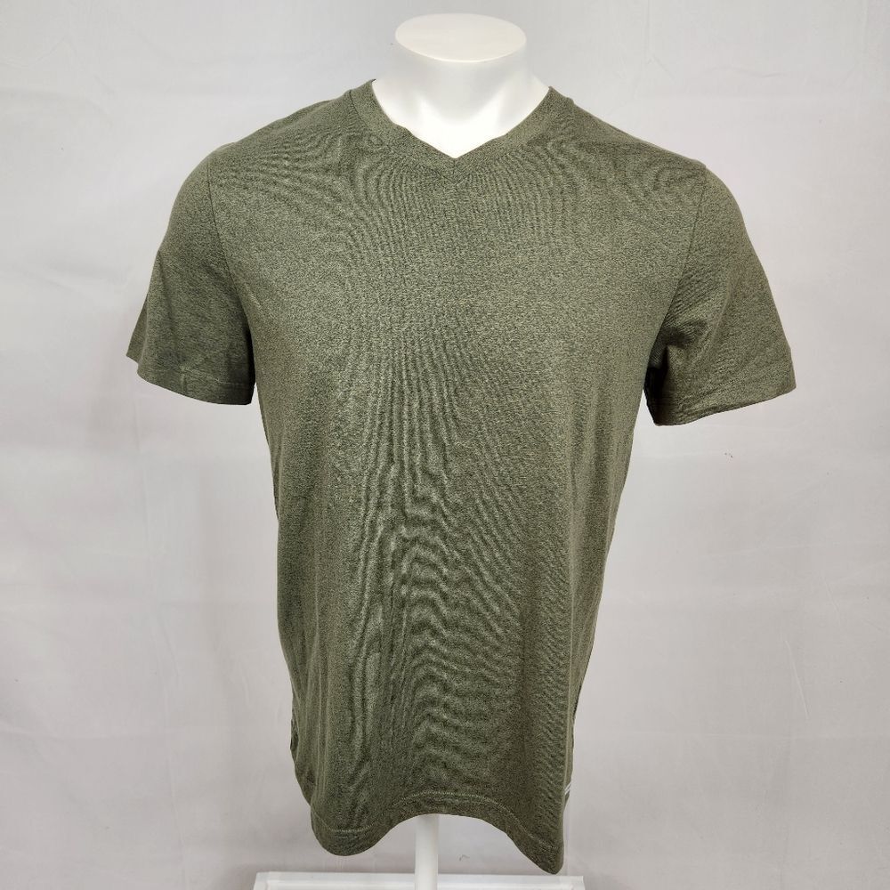 3/$25 Tony Hawk Green Short Sleeve Next Level Performance V-Neck Shirt Sz L